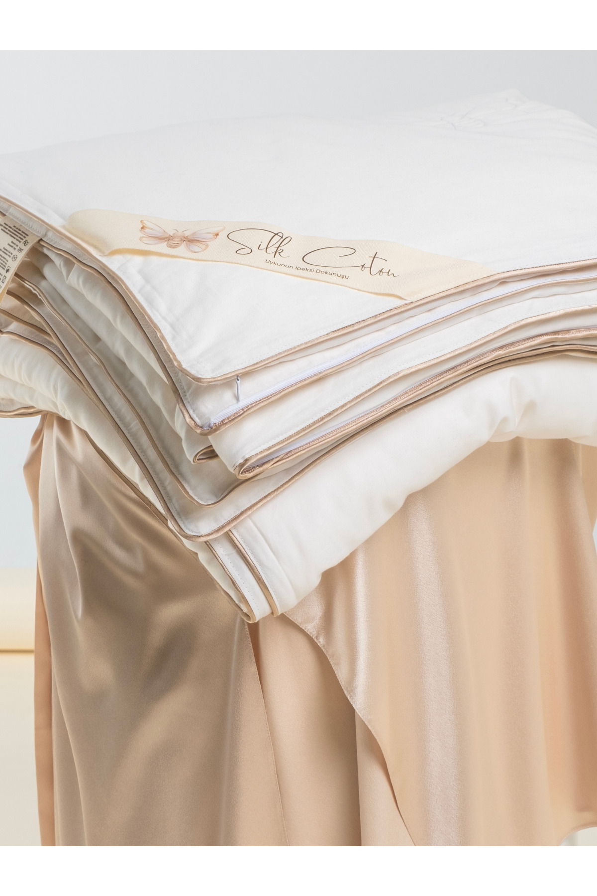 Tek Kişilik %100 İpek Yorgan - Konforlu ve Nefes Alabilen - Doğal Uyku Keyfi - Görsel 5